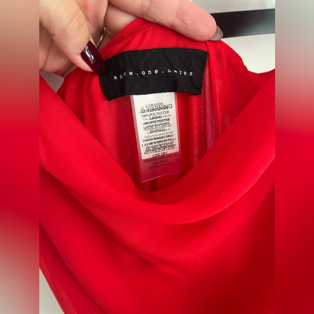 Know One Cares Georgette Ruffle Dress In Red - Picture 4 of 4
